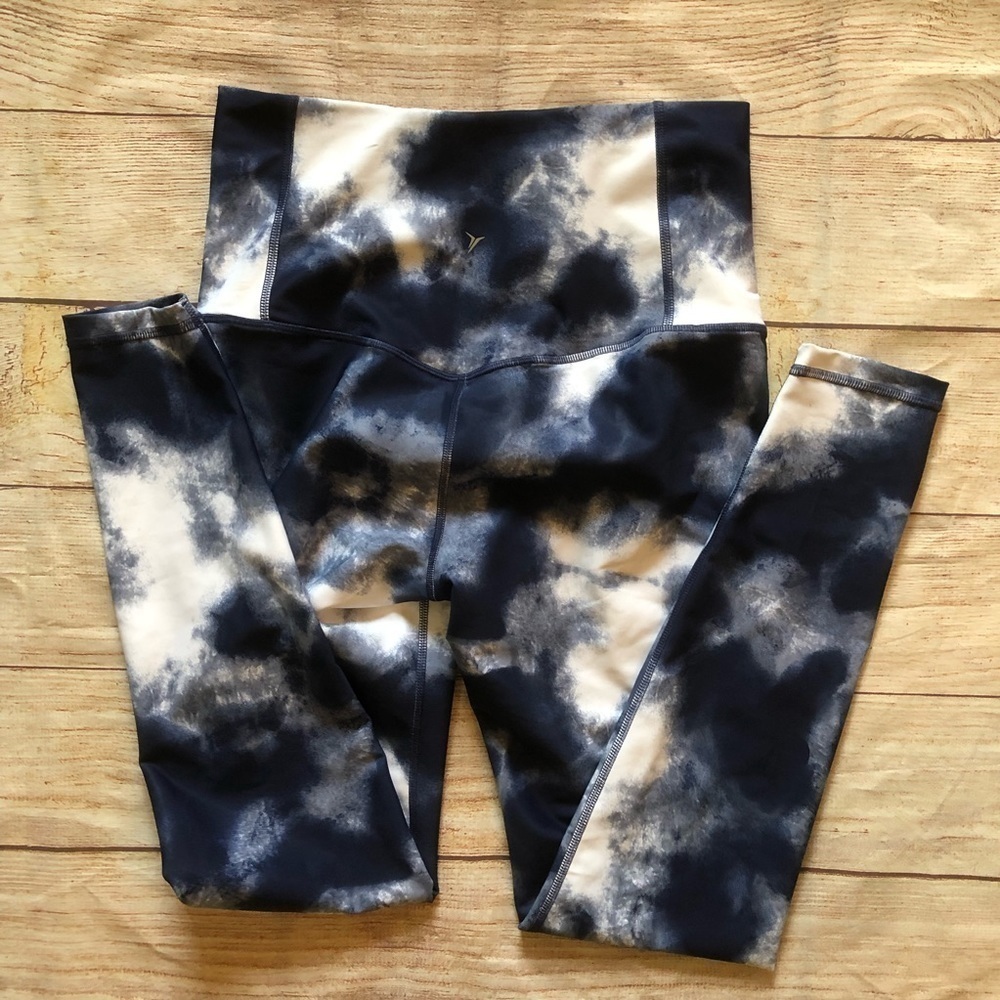 Old Navy PowerSoft Leggings - Picture 5 of 7